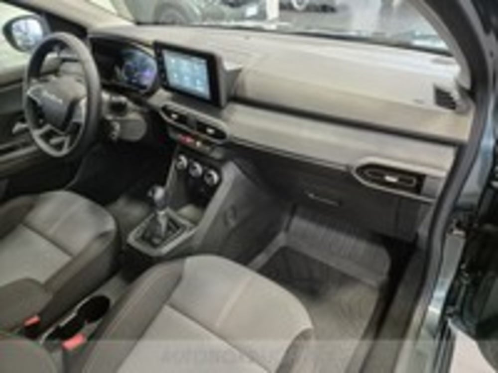 Dacia Jogger usata a Udine (9)