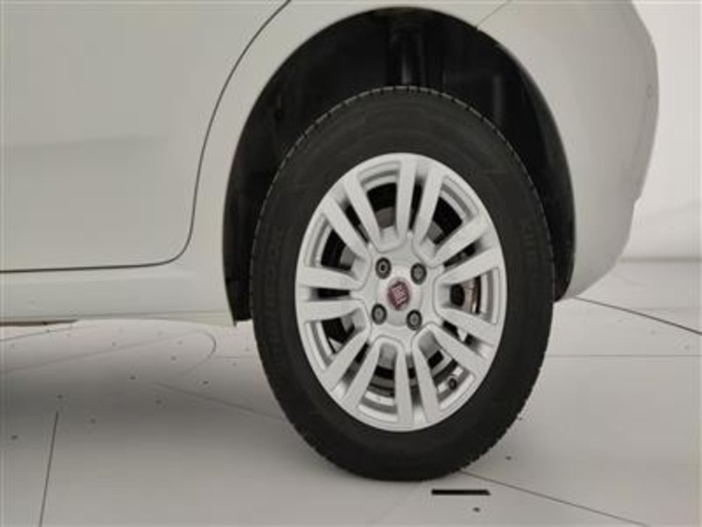 Fiat Punto usata a Bari (12)