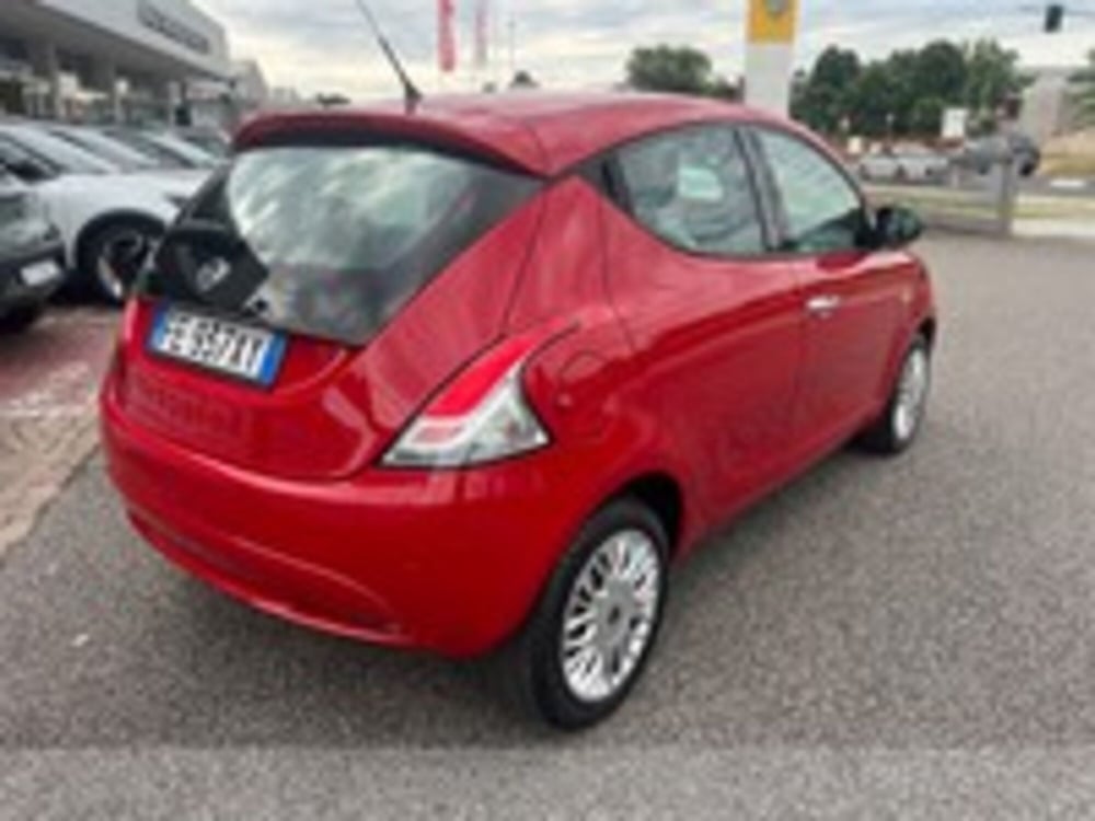 Lancia Ypsilon usata a Udine (4)