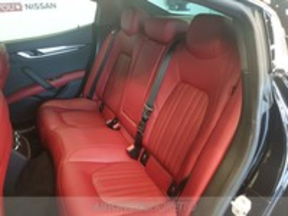 Maserati Ghibli usata a Udine (11)