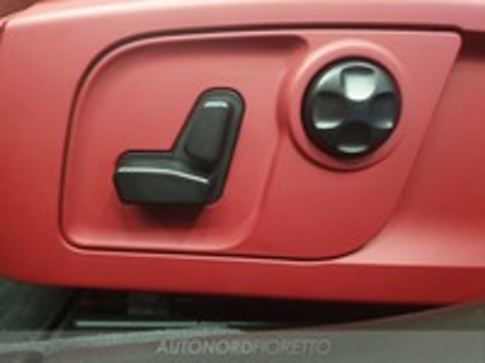 Maserati Ghibli usata a Udine (15)