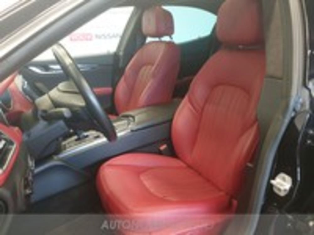 Maserati Ghibli usata a Udine (9)
