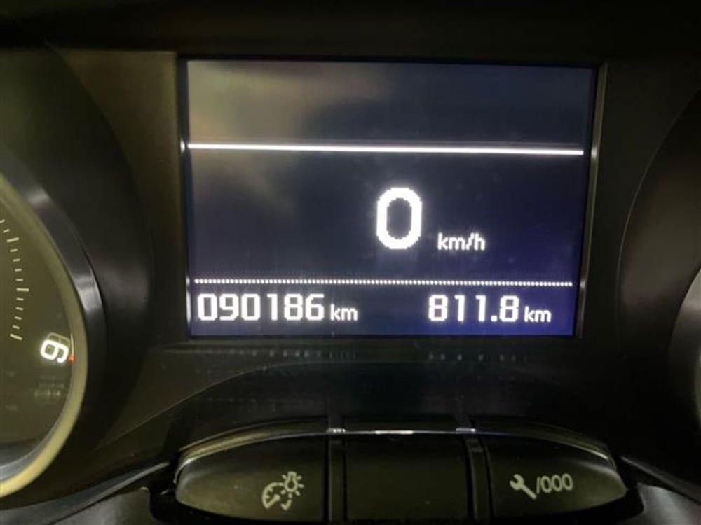 Peugeot 208 usata a Como (15)
