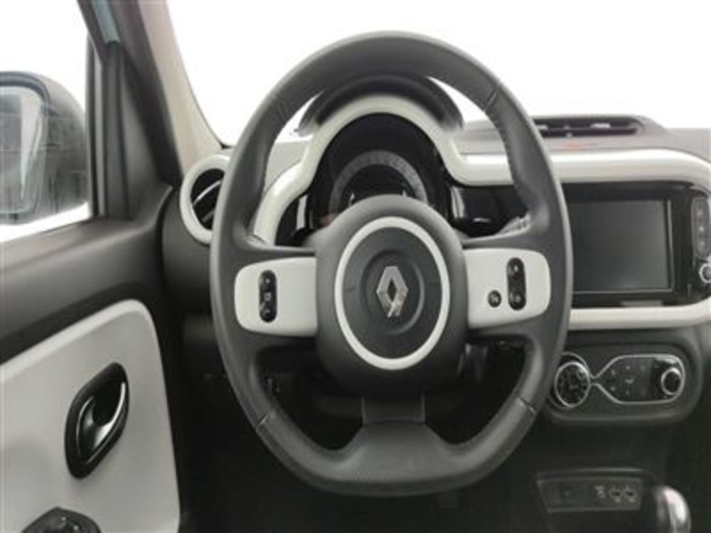 Renault Twingo usata a Bari (15)