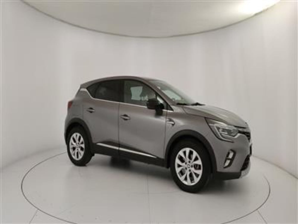Renault Captur usata a Bari (10)