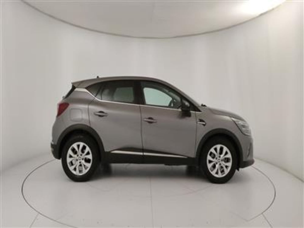 Renault Captur usata a Bari (9)