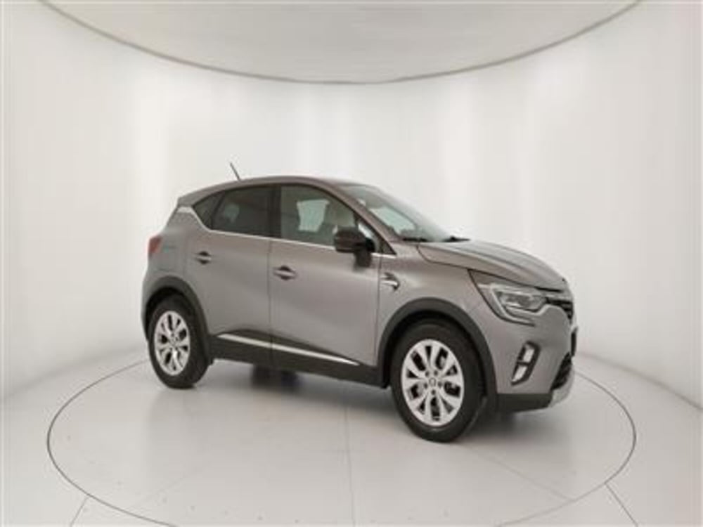 Renault Captur usata a Bari (10)