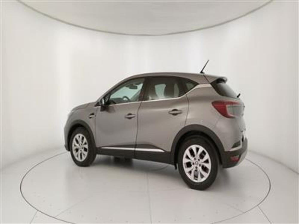 Renault Captur usata a Bari (4)