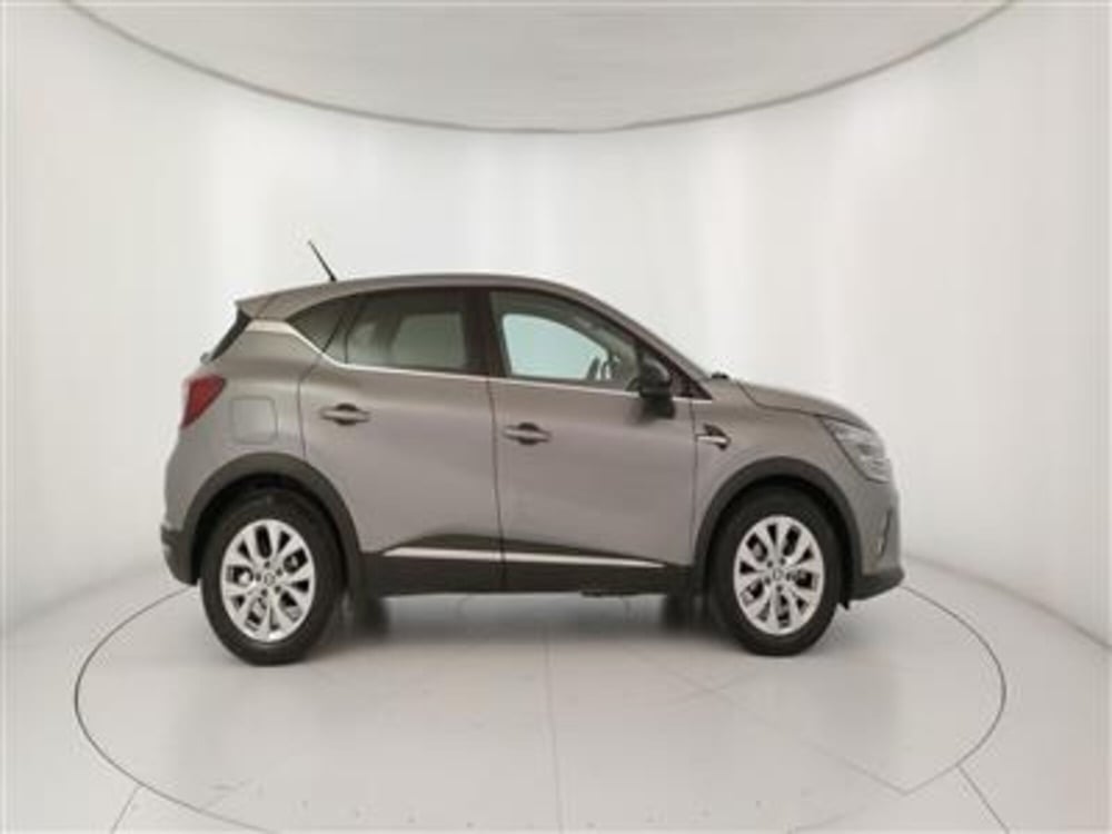 Renault Captur usata a Bari (9)