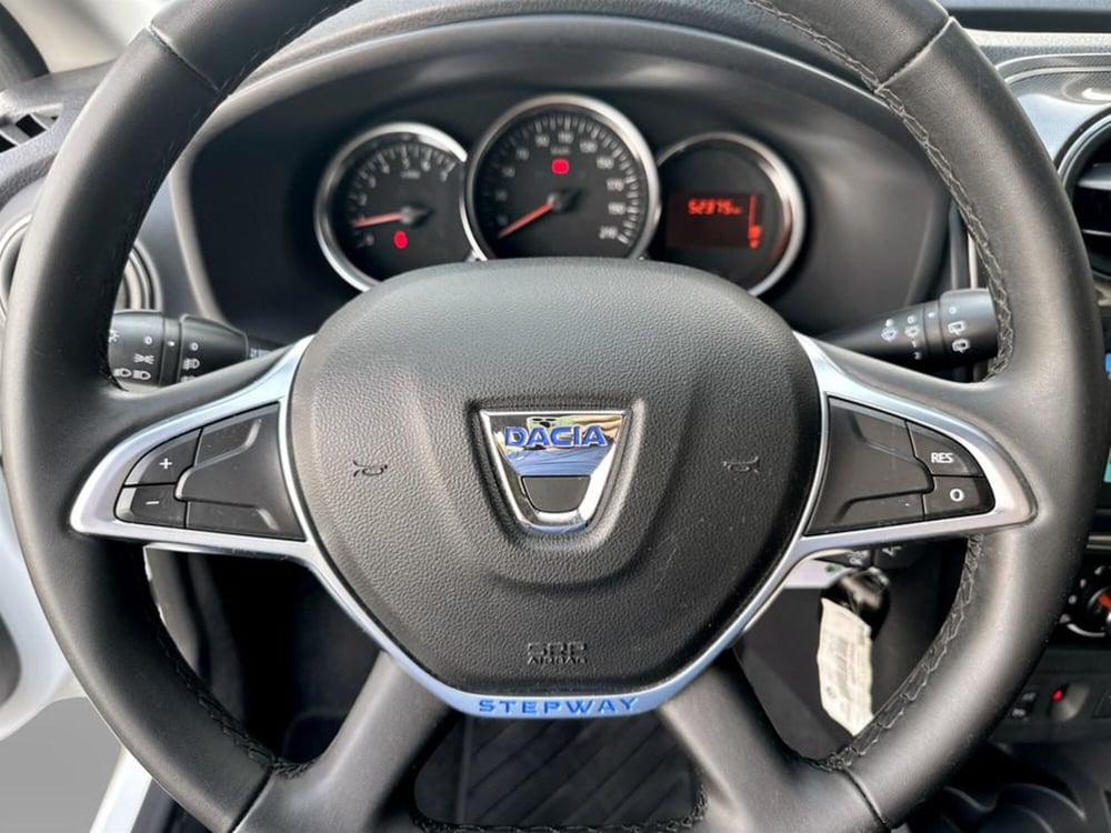 Dacia Sandero usata a Verona (12)