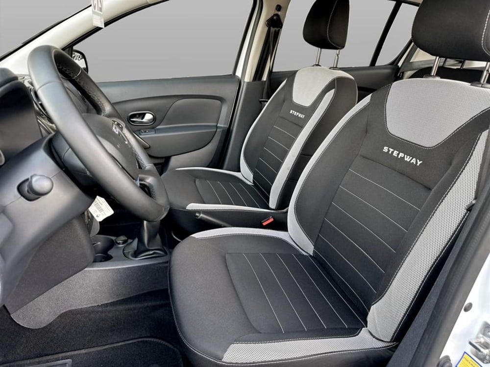 Dacia Sandero usata a Verona (15)
