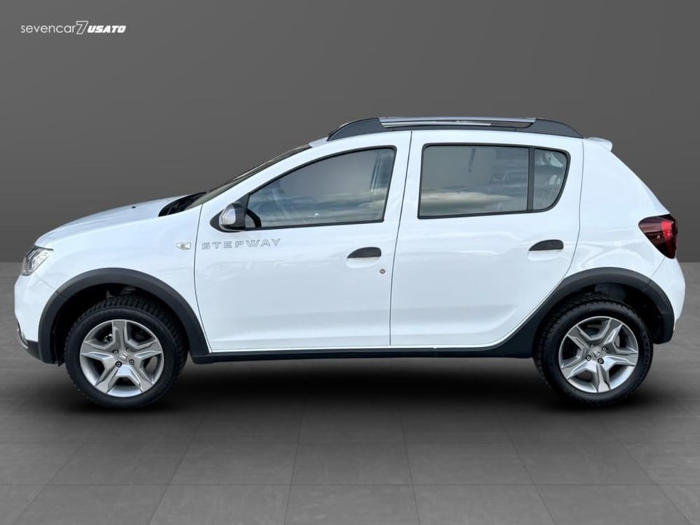 Dacia Sandero usata a Verona (8)