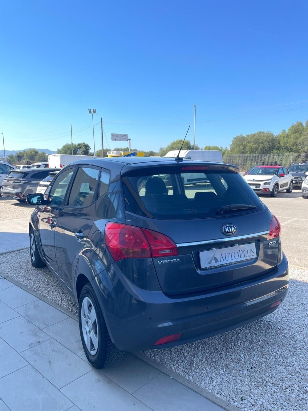 Kia Venga usata a Sassari (6)