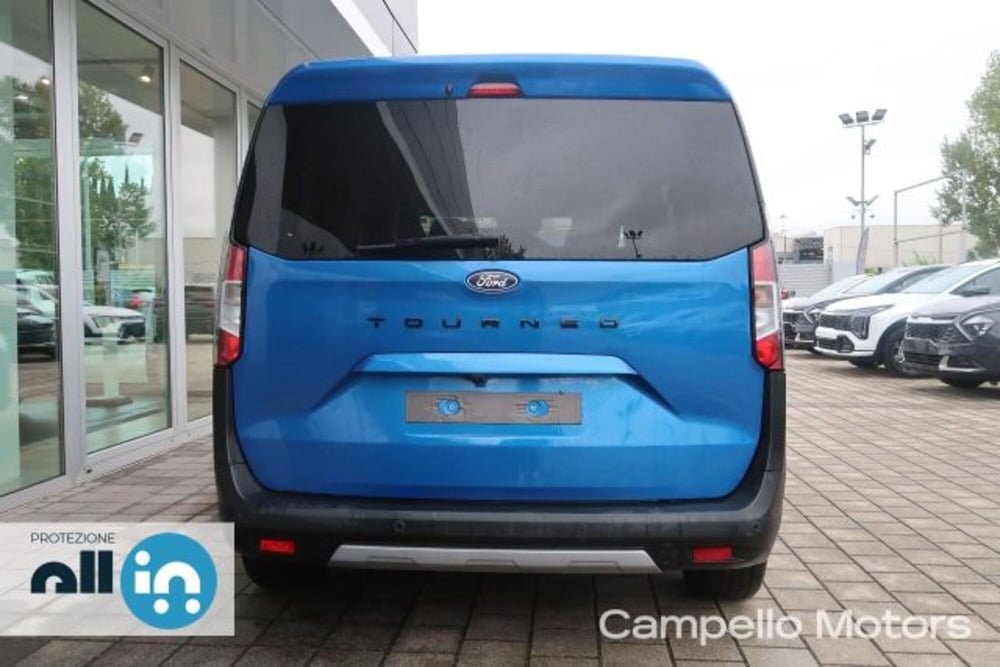 Ford Tourneo Courier usata a Venezia (4)