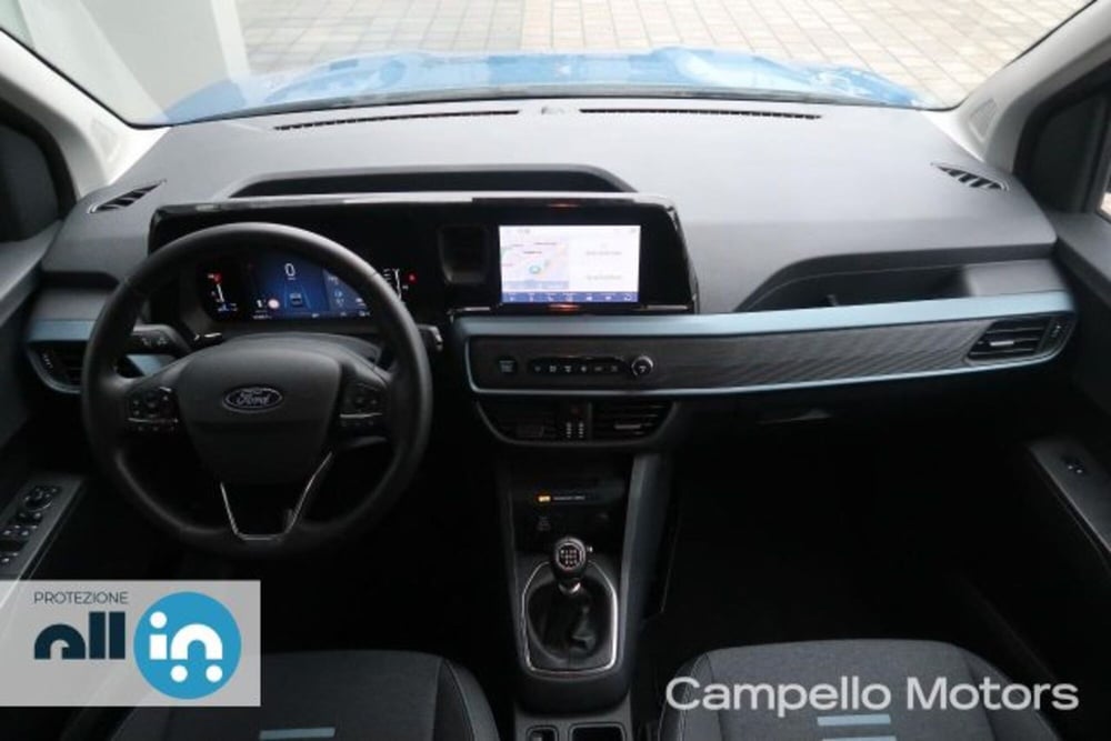Ford Tourneo Courier usata a Venezia (7)