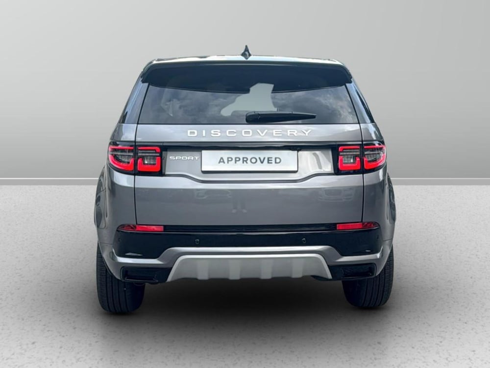 Land Rover Discovery Sport nuova a Varese (7)