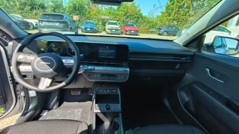 Hyundai Kona nuova a Reggio Emilia (7)