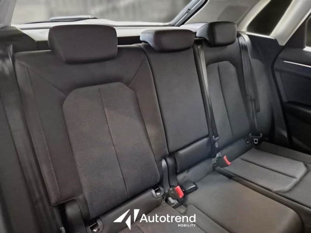 Audi Q3 usata a Bari (9)