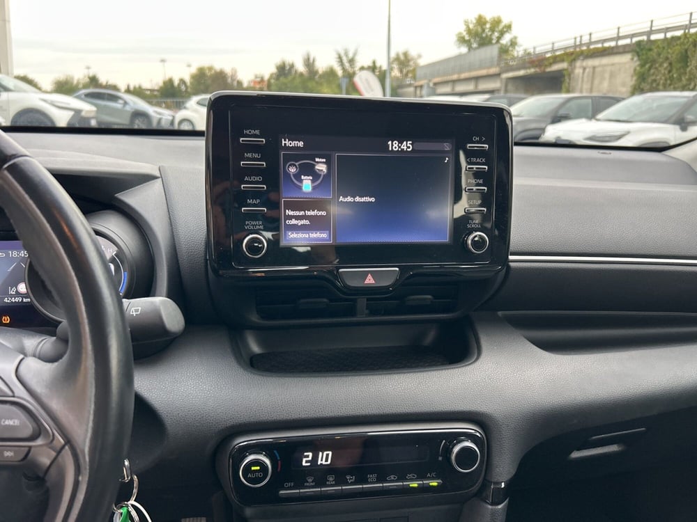 Toyota Yaris usata a Piacenza (15)