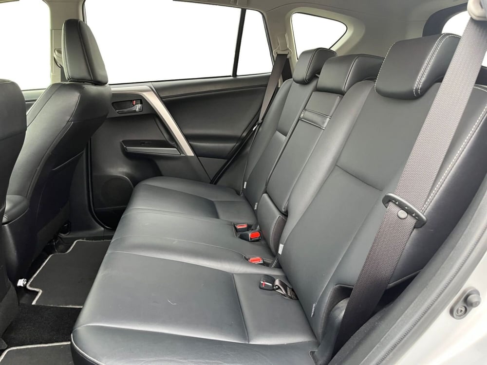 Toyota Rav4 usata a Modena (13)