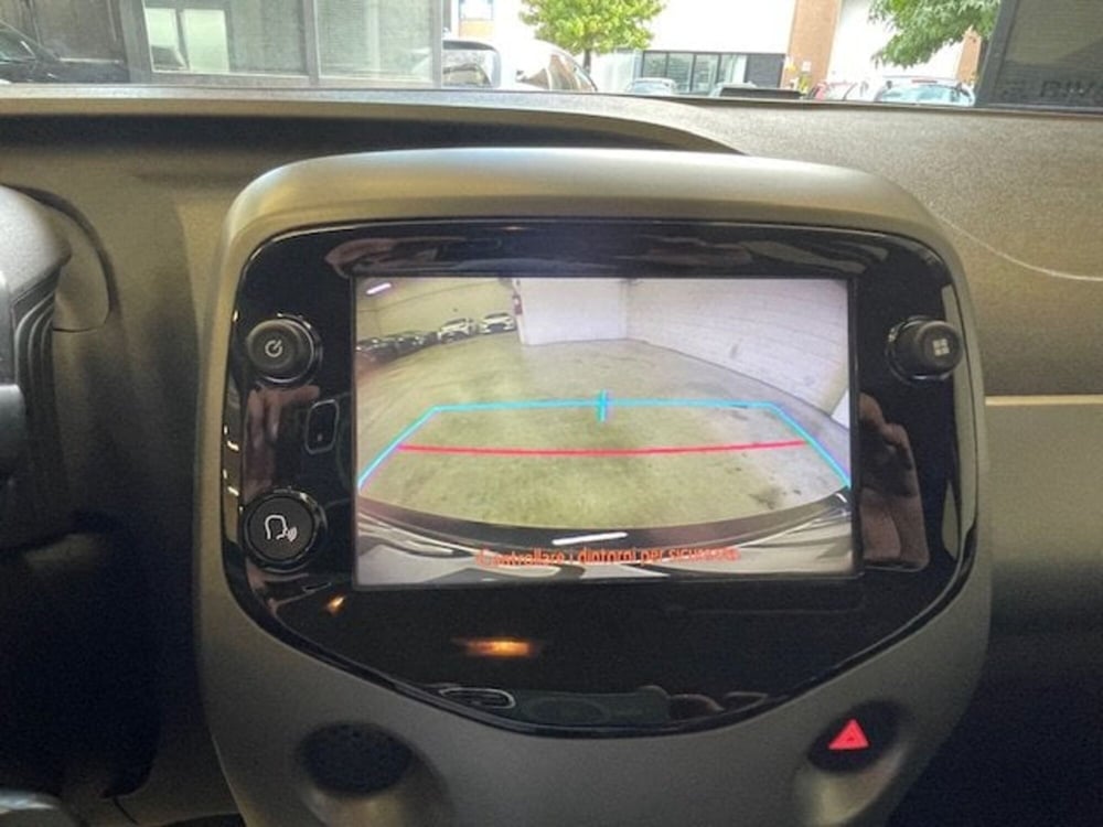 Toyota Aygo usata a Como (12)