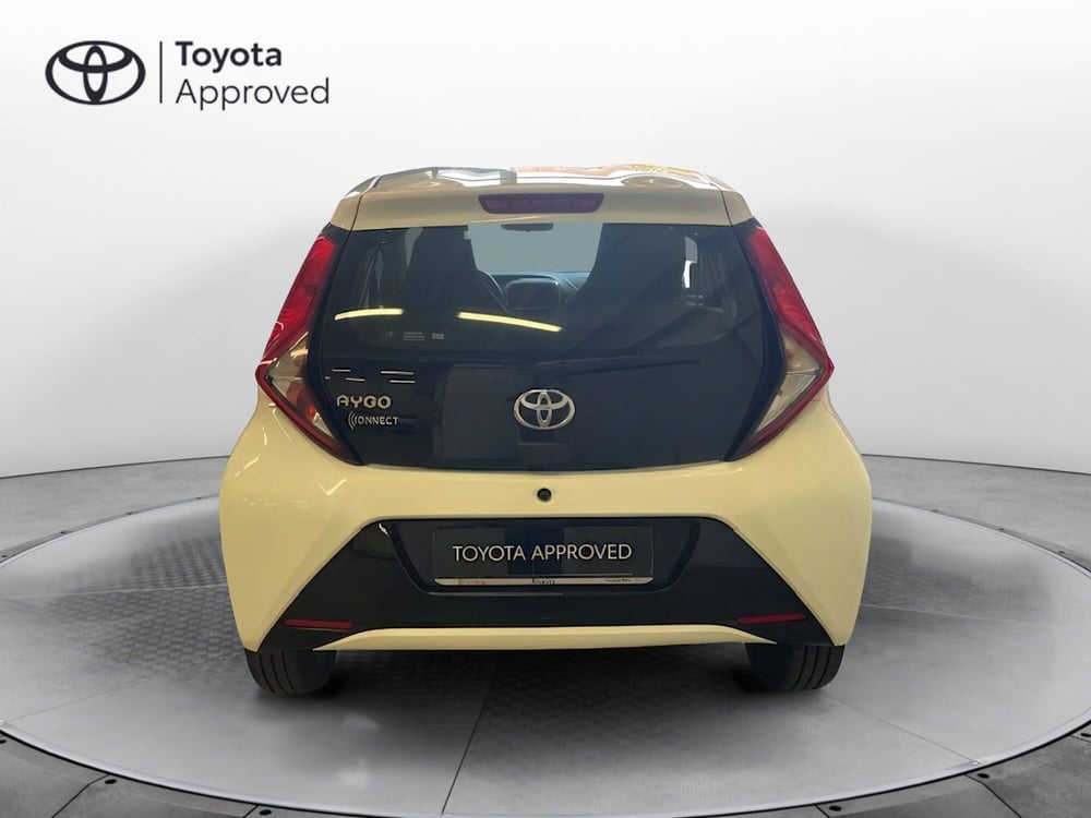 Toyota Aygo usata a Como (4)