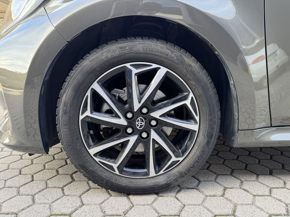 Toyota Yaris usata a Como (14)