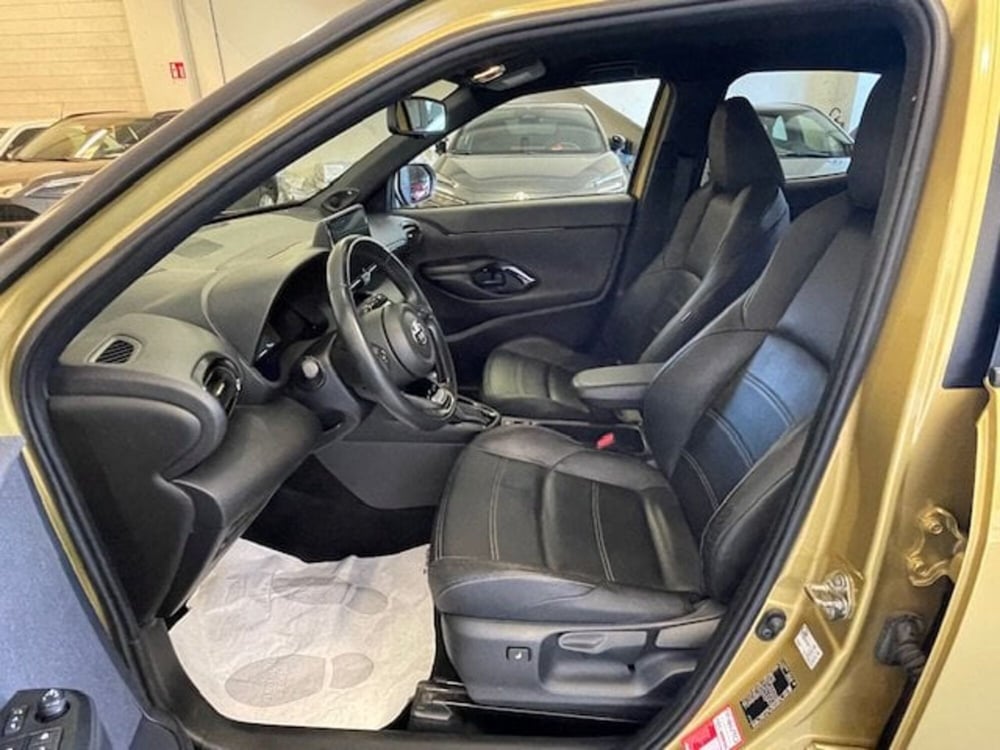 Toyota Yaris Cross usata a Como (9)
