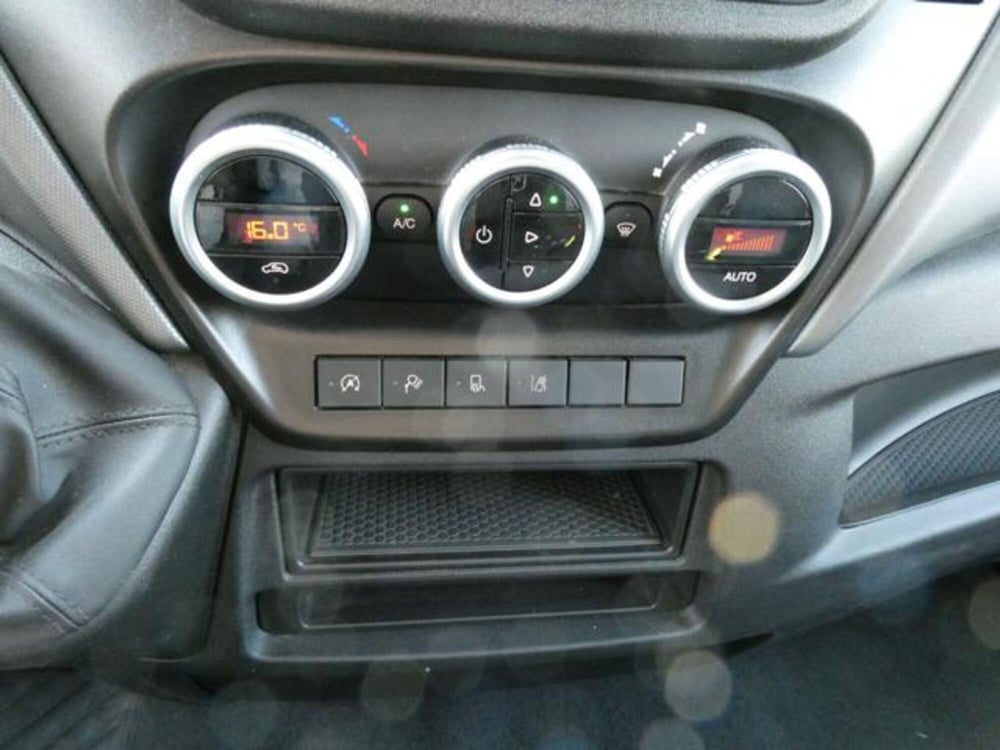 Iveco Daily Furgone usata a Brescia (10)