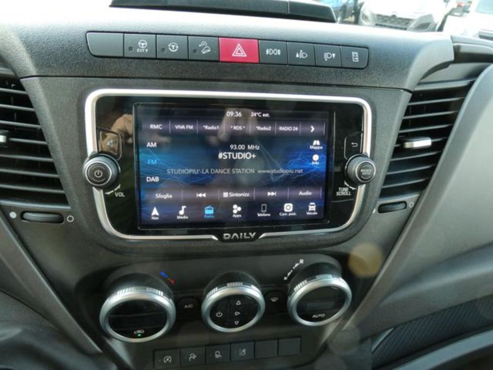 Iveco Daily Furgone usata a Brescia (9)