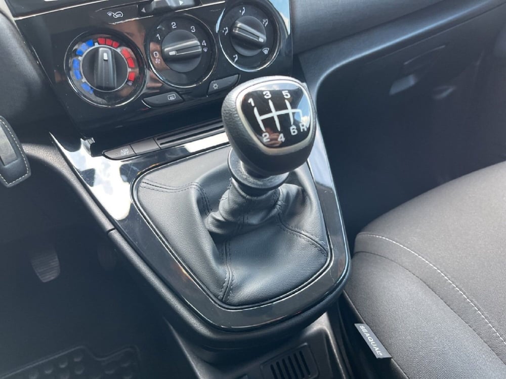 Lancia Ypsilon usata a Torino (15)