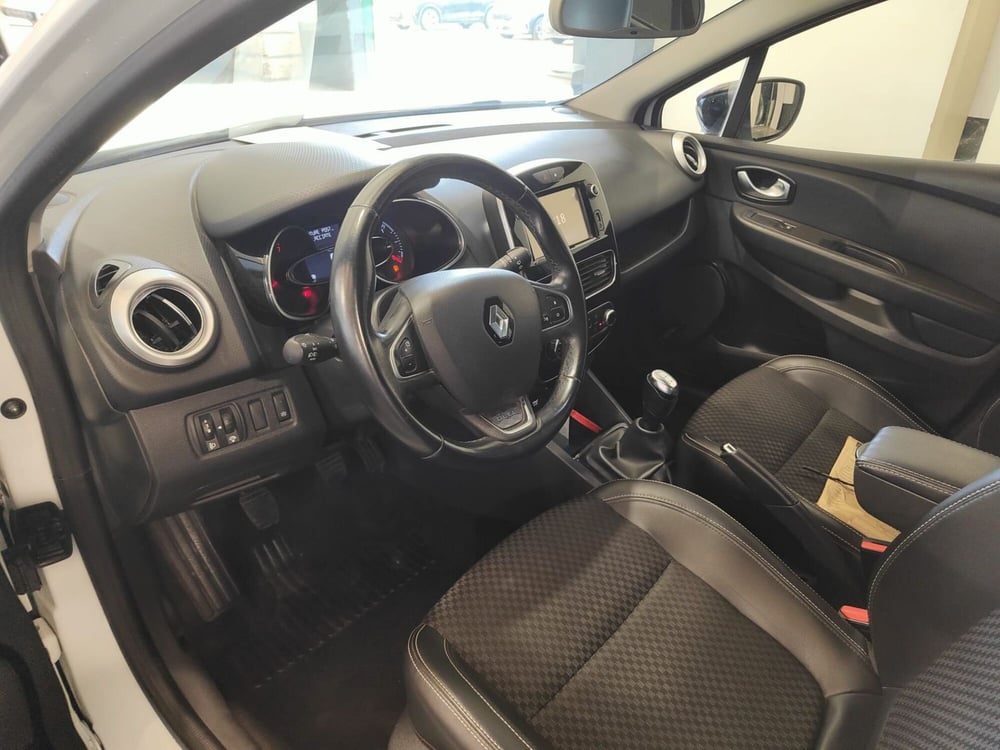 Renault Clio usata a Milano (10)