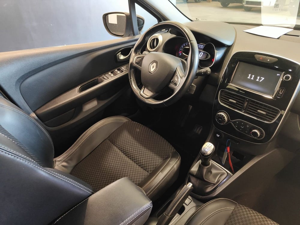 Renault Clio usata a Milano (13)