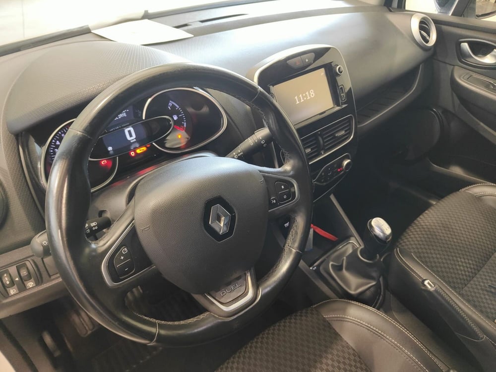 Renault Clio usata a Milano (15)