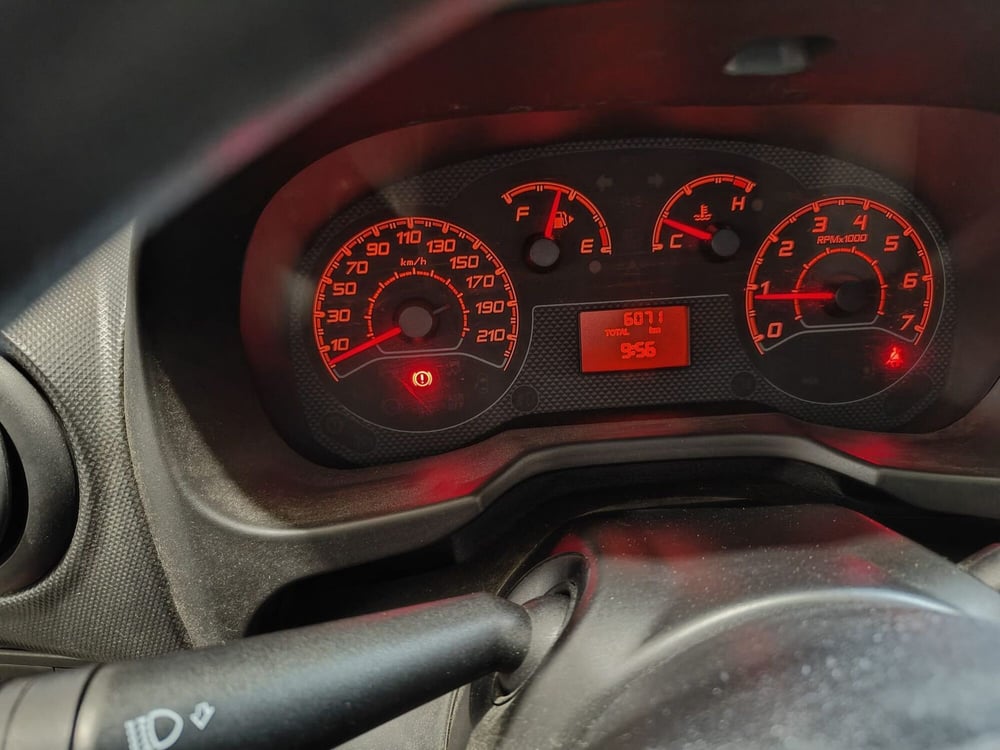 Fiat Fiorino usata a Milano (16)
