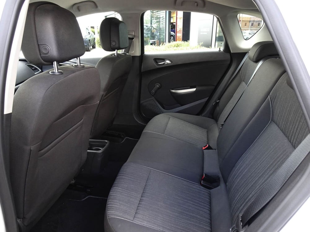 Opel Astra usata a Treviso (11)