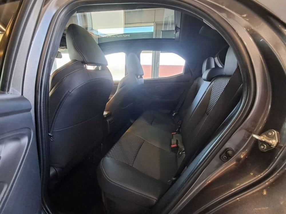 Toyota Yaris Cross usata a Cagliari (9)