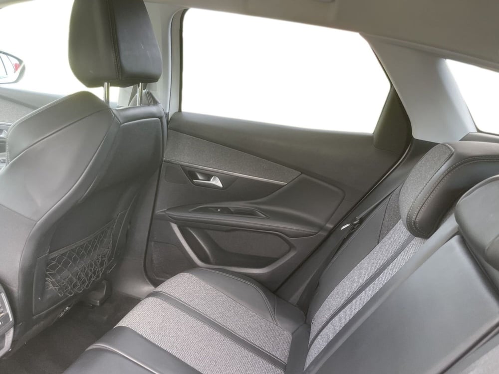 Peugeot 3008 usata a Pistoia (11)