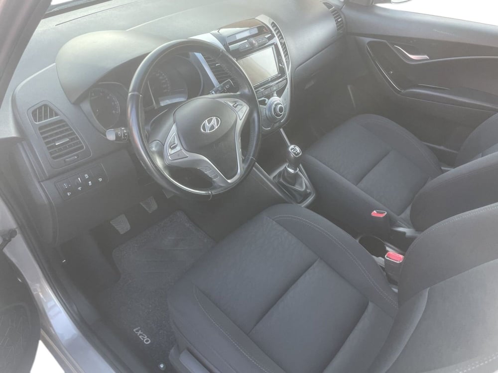Hyundai ix20 usata a Pistoia (10)