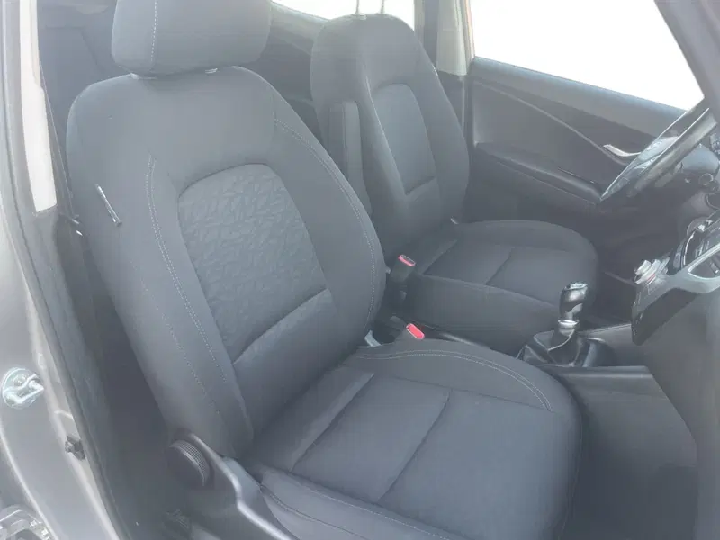 Hyundai ix20 usata a Pistoia (12)