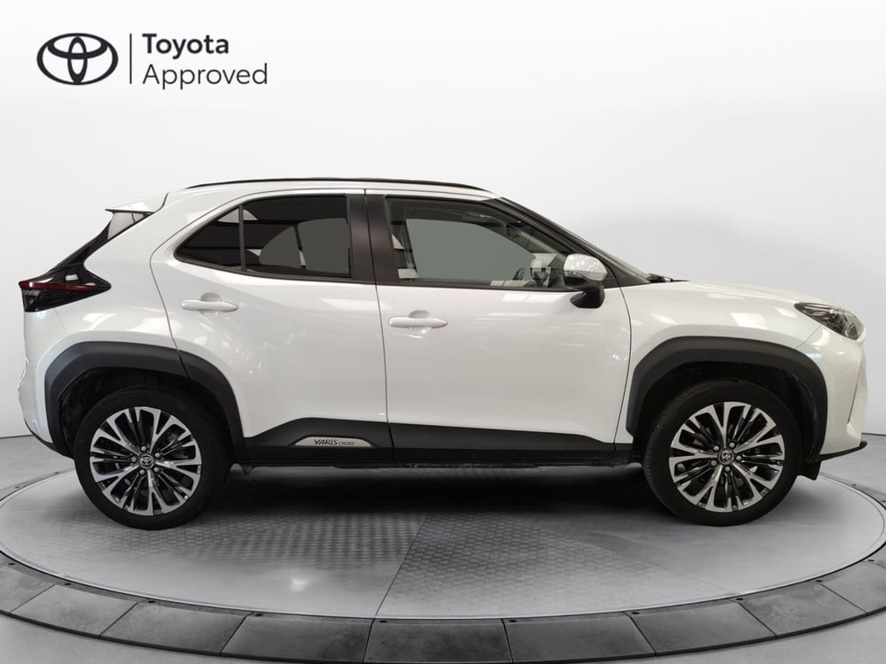 Toyota Yaris Cross usata a Roma (15)