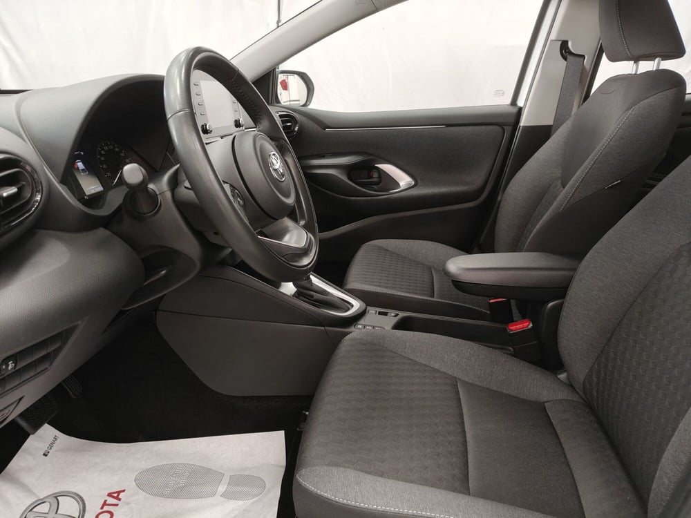 Toyota Yaris usata a Roma (14)