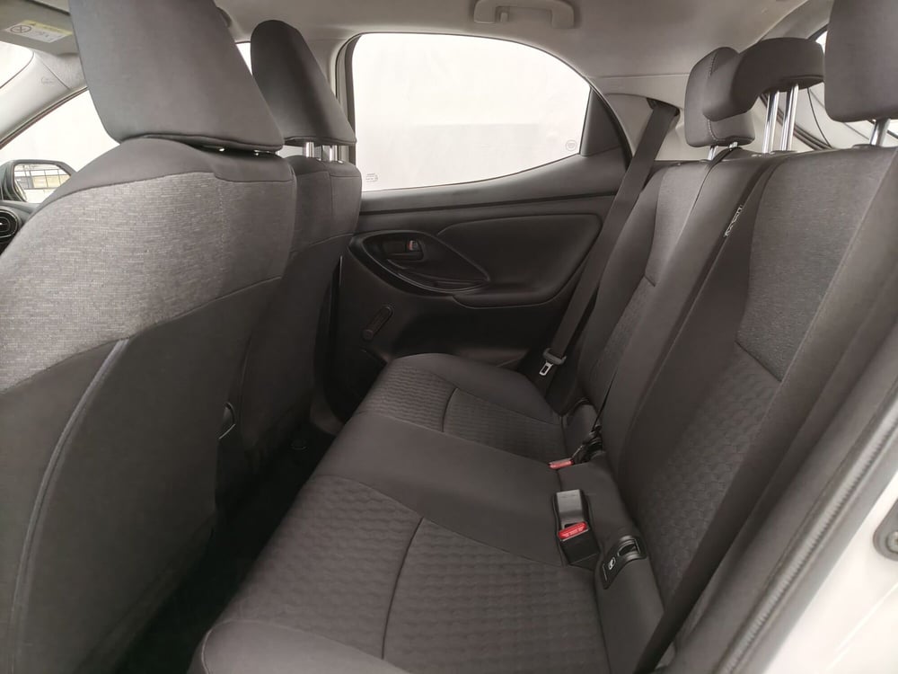 Toyota Yaris usata a Roma (15)