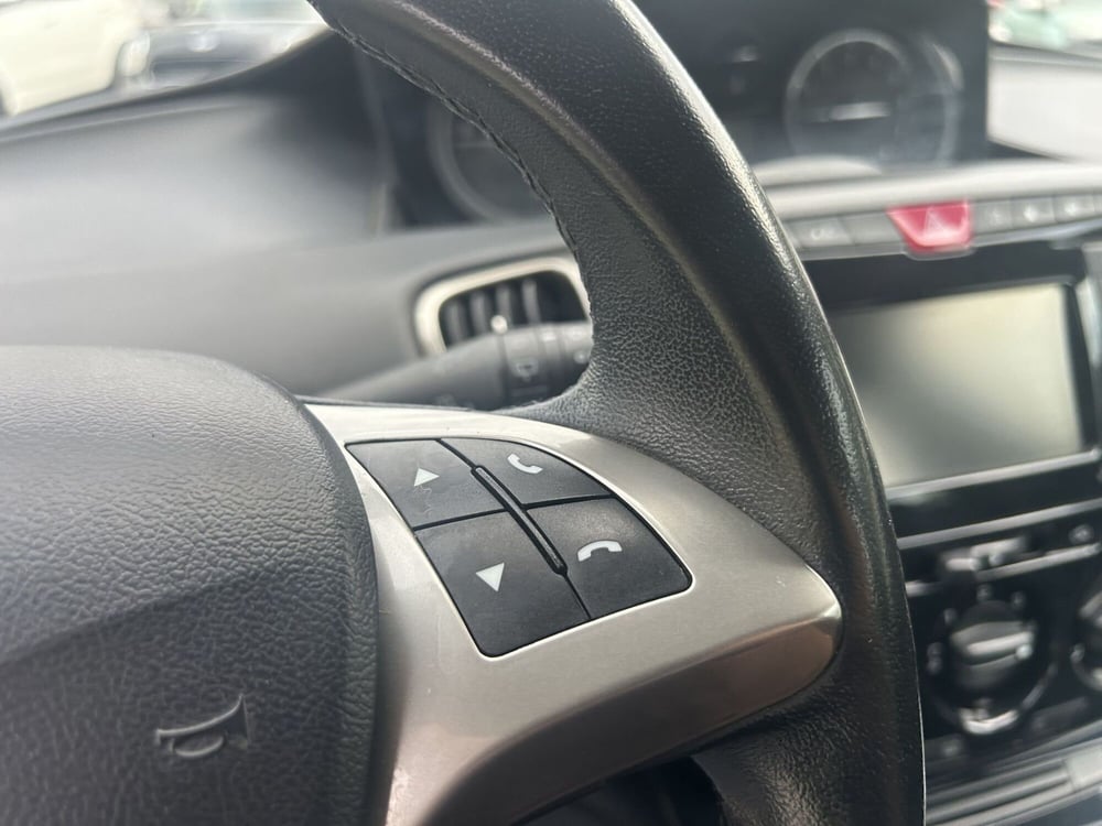 Lancia Ypsilon usata a La Spezia (14)