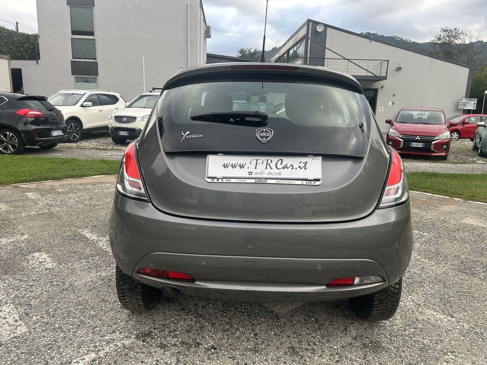 Lancia Ypsilon usata a La Spezia (6)