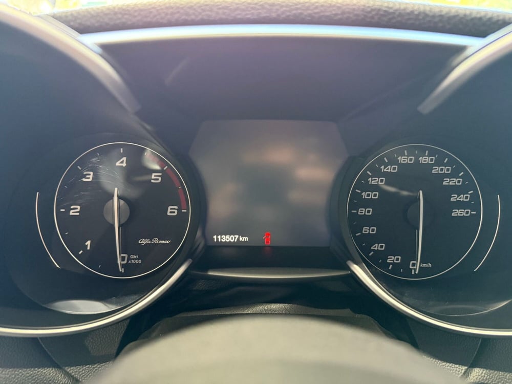 Alfa Romeo Giulia usata a Reggio Emilia (9)