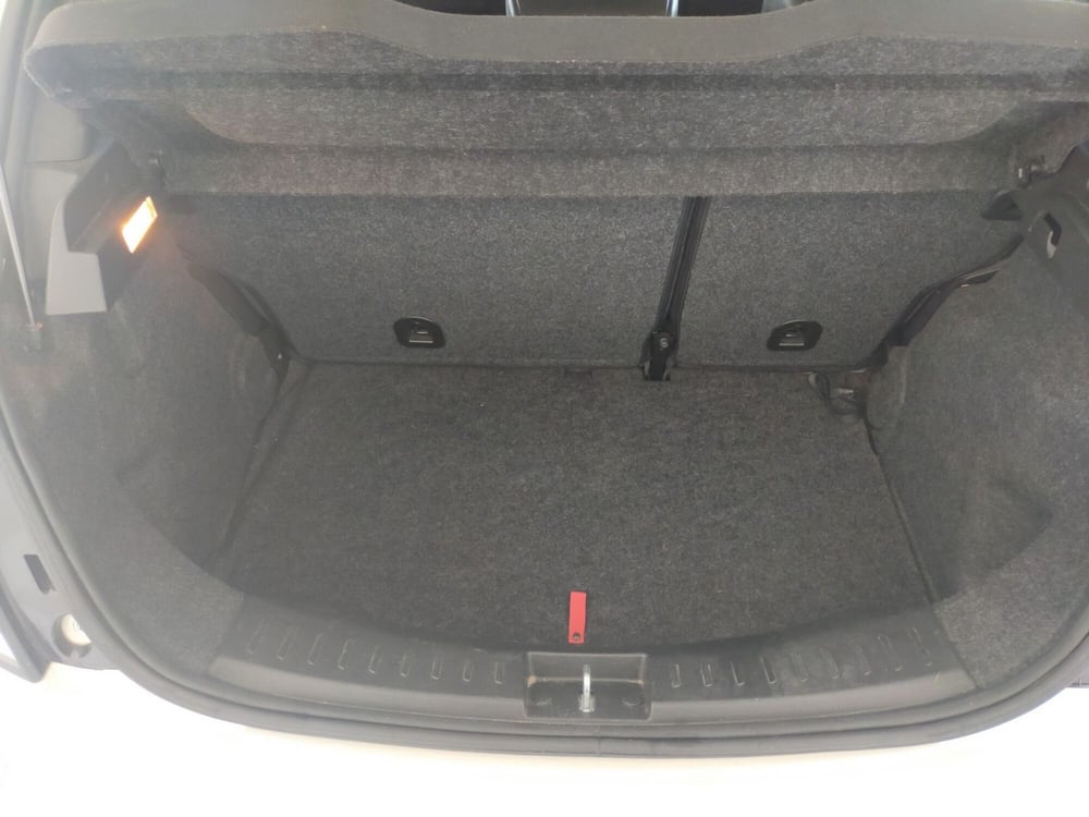 Lancia Ypsilon usata a Reggio Emilia (8)