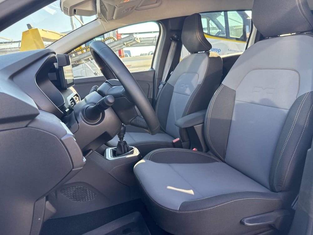 Dacia Jogger nuova a Bologna (12)