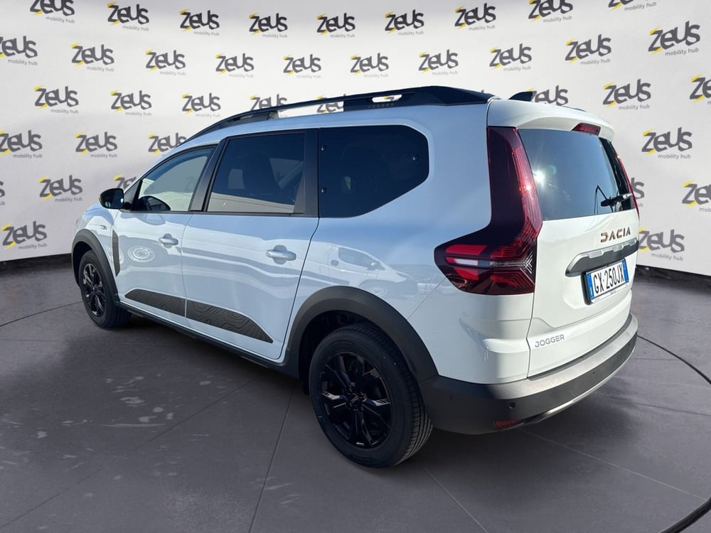 Dacia Jogger nuova a Bologna (4)