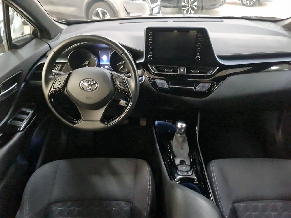 Toyota Toyota C-HR usata a Bologna (10)